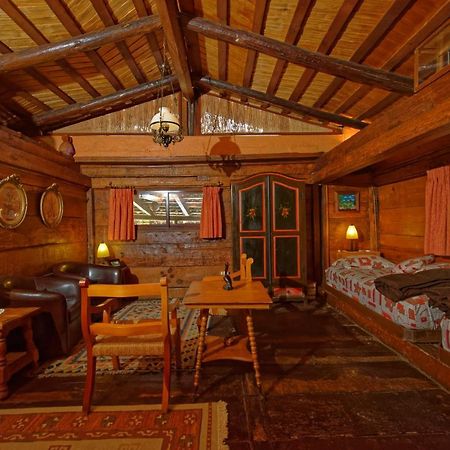 Casa Navacoyan Bed & Breakfast Malinalco Exterior photo