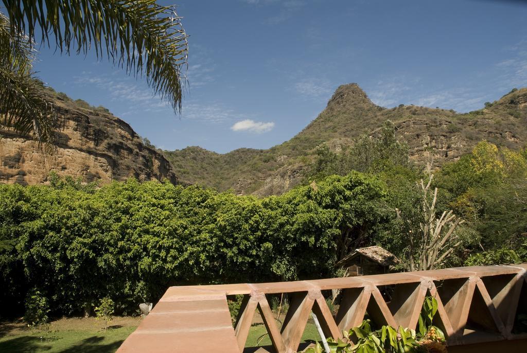 Casa Navacoyan Bed & Breakfast Malinalco Exterior photo