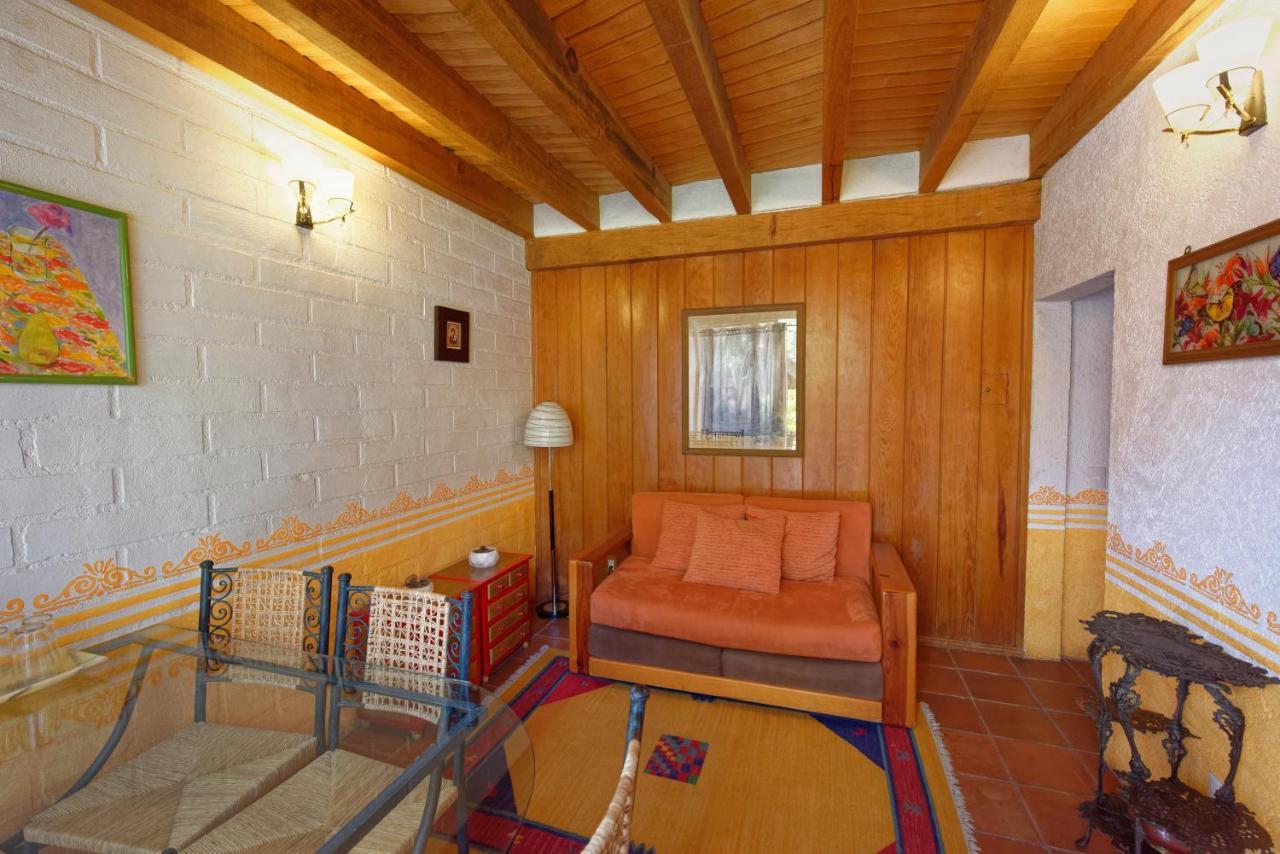 Casa Navacoyan Bed & Breakfast Malinalco Exterior photo
